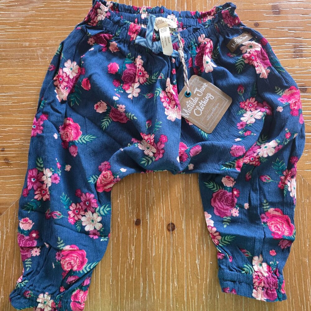 Matilda Jane big ruffles baggy bottoms floral 6-12 mos. 0616